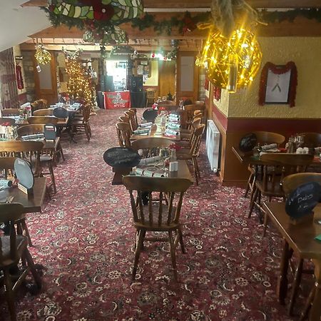 The Flask Inn Robin Hood's Bay Exterior foto